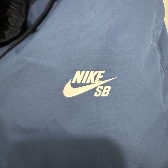 Nike SB Track pants Sz L Unisex - Picture 9 of 10
